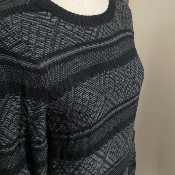 Mossimo Black & Gray Soft Knit Sweater - Picture 4 of 15